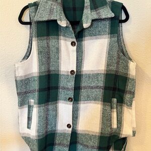 Green Plaid Sleeveless Vest